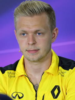 Kevin Magnussen, Renault Sport F1 Team