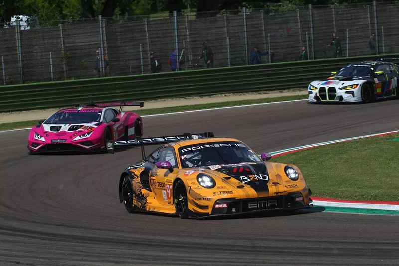 #91 Manthey EMA Porsche 911 GT3 R LMGT3: Yasser Shahin, Morris Schuring, Richard Lietz