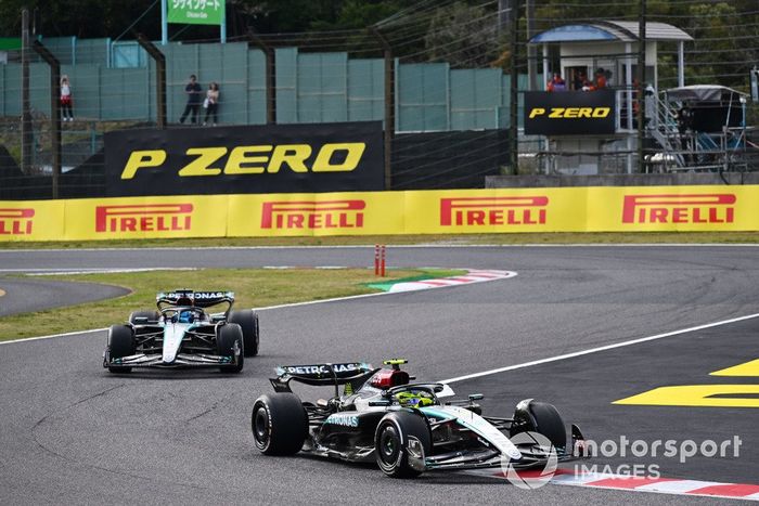 Lewis Hamilton, Mercedes F1 W15, George Russell, Mercedes F1 W15