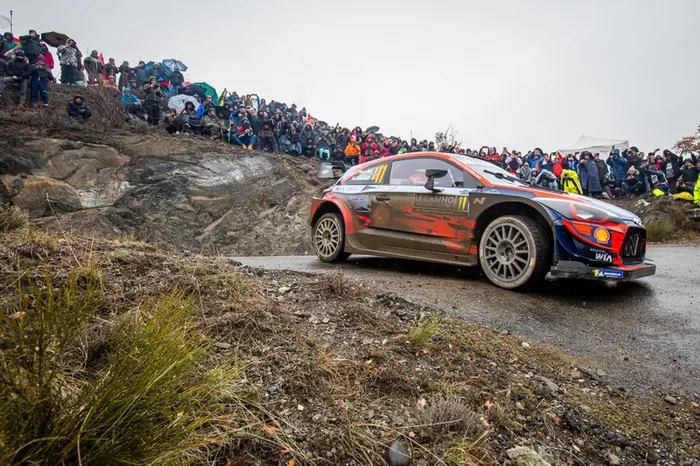 Thierry Neuville, Nicolas Gilsoul, Hyundai Motorsport Hyundai i20 Coupe WRC