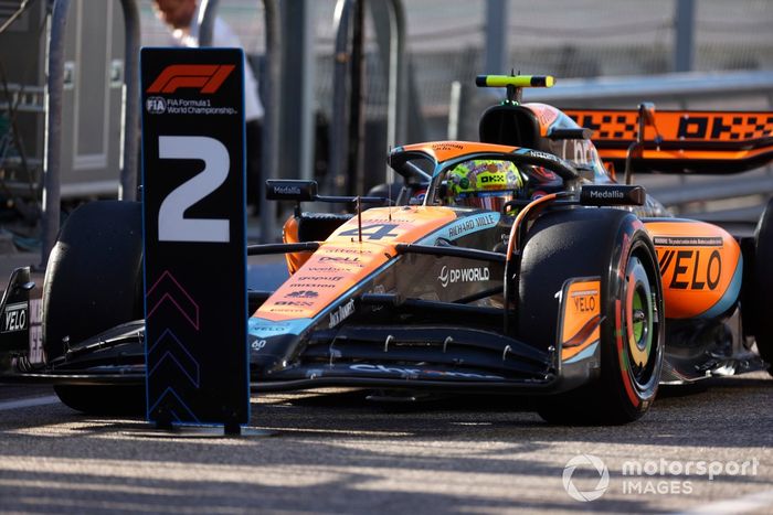 Lando Norris, McLaren MCL60, llega a Parc Ferme tras la clasificación