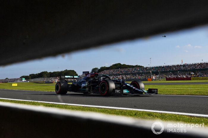 Lewis Hamilton, Mercedes W12