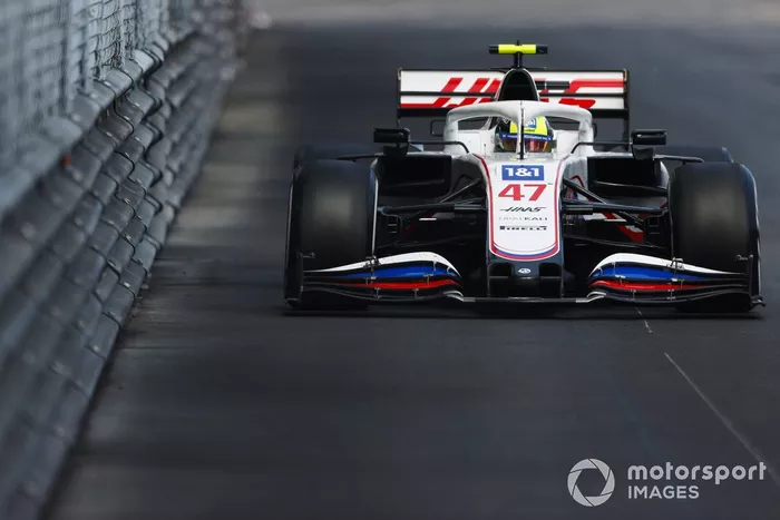 Mick Schumacher, Haas VF-21