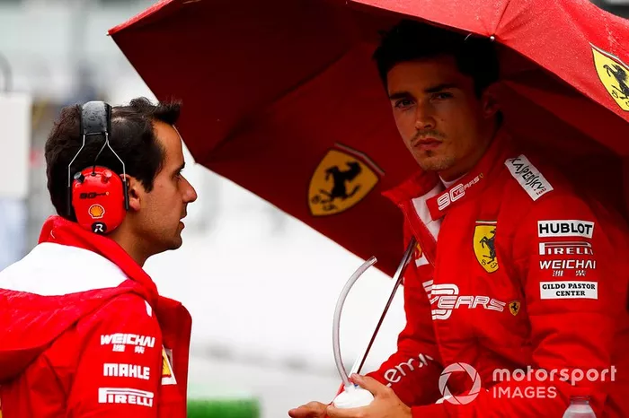 Charles Leclerc, Ferrari, in griglia di partenza