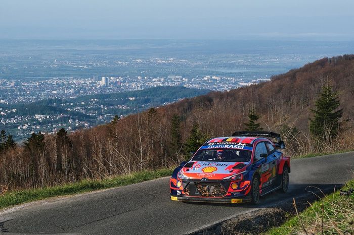 Thierry Neuville, Martijn Wydaeghe, Hyundai Motorsport Hyundai i20 Coupe WRC