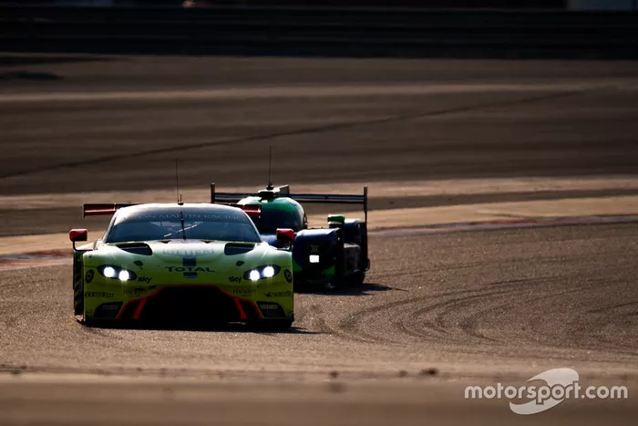 #98 Aston Martin Racing Aston Martin Vantage: Paul Dalla Lana, Pedro Lamy, Ross Gunn