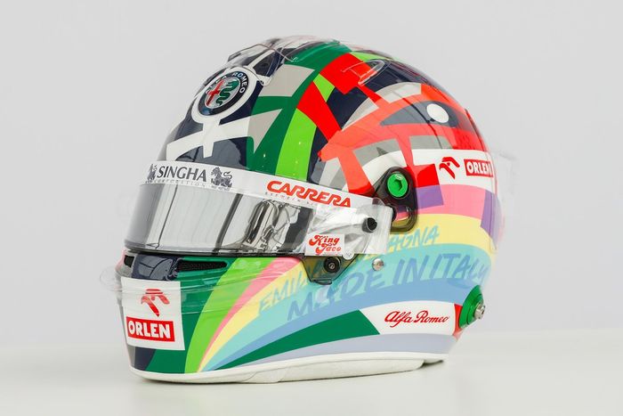 El casco de Antonio Giovinazzi, Alfa Romeo Racing