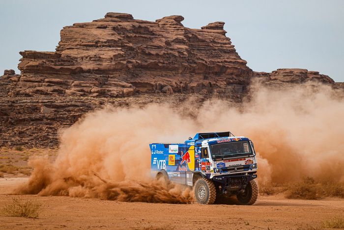 #509 Kamaz - Master: Airat Mardeev, Dmitriy Svistunov, Akhmet Galiautdinov