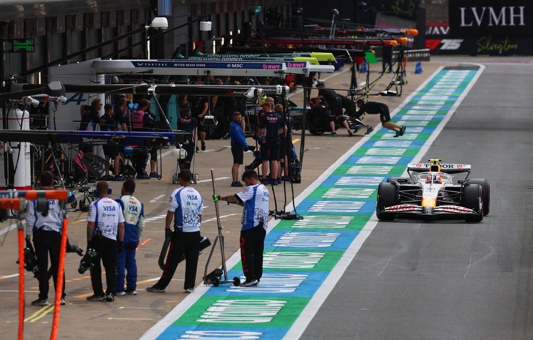 Liam Lawson, Equipo Racing Bulls