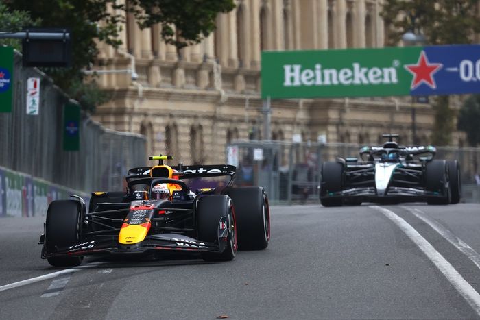 George Russell, Mercedes, Yuki Tsunoda, Red Bull Racing Team