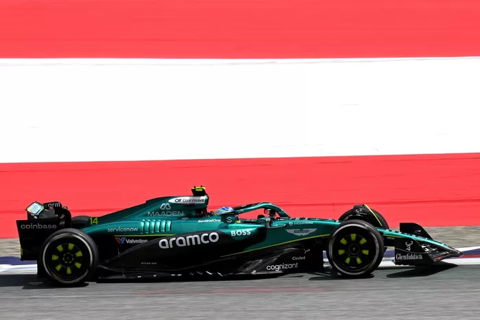 Fernando Alonso, Aston Martin Racing