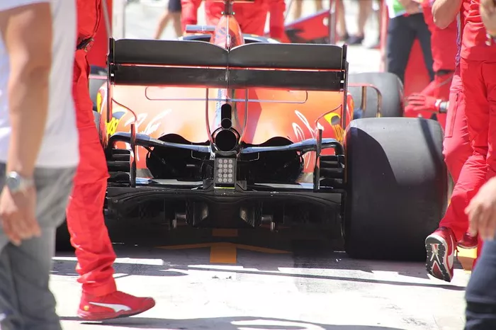 Ferrari SF90, rear