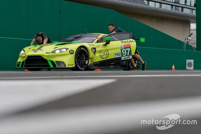 #97 Aston Martin Racing Aston Martin Vantage AMR: Alex Lynn, Maxime Martin, Jonathan Adams, Russ Gunn