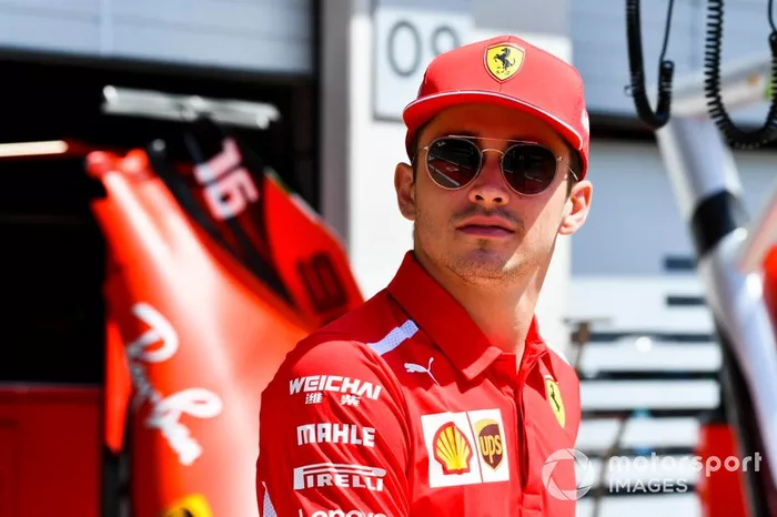 Charles Leclerc, Ferrari nella pit lane