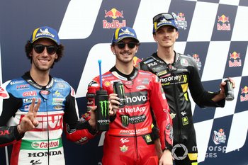 Bagnaia: "No quise darle rueda a Alex Márquez porque es muy rápido"