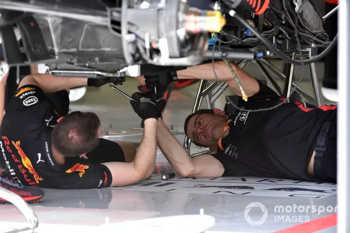 Red Bull Racing RB15