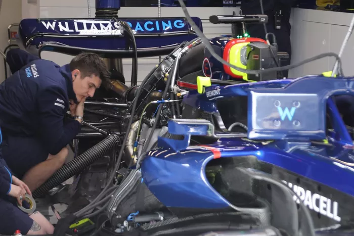 Detalle trasero del Williams FW44