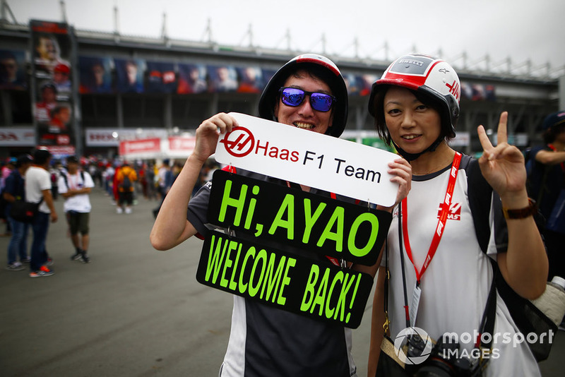 Fans of Ayao Komatsu, Chief Race Engineer, Haas F1