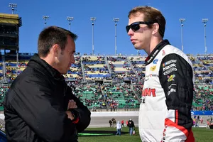 Brad Keselowski, Team Penske, Ford Fusion Discount Tire and Paul Wolfe