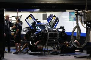 #2 Cadillac Racing Cadillac V-Series.R: Earl Bamber, Alex Lynn