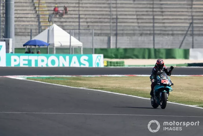 Fabio Quartararo, Petronas Yamaha SRT, si ritira dalla gara
