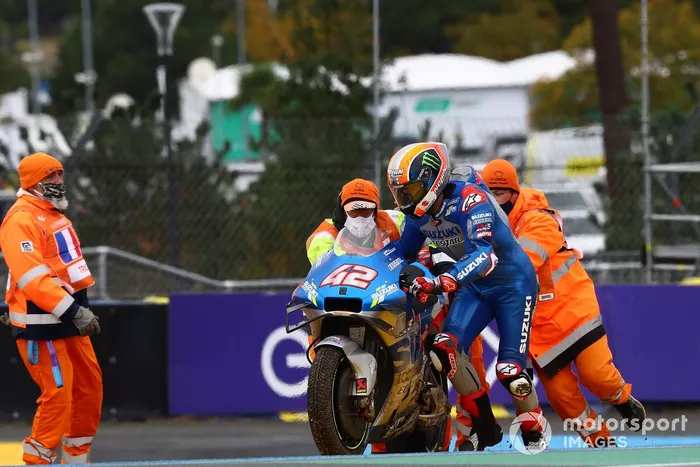 Alex Rins, Team Suzuki MotoGP después de la caída