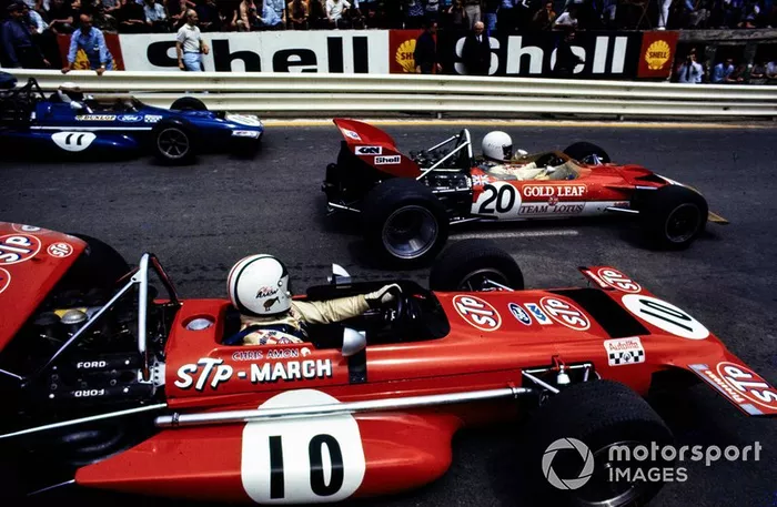 Jochen Rindt, Lotus 49C Ford, Chris Amon, March 701 Ford y Jackie Stewart, March 701 Ford al inicio