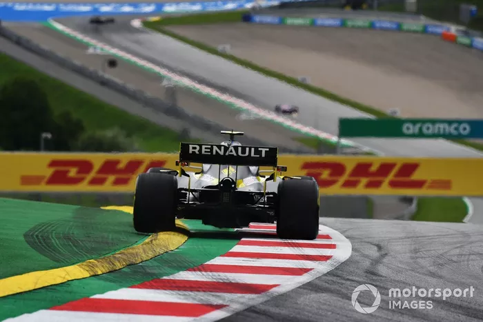 Esteban Ocon, Renault F1 Team R.S.20