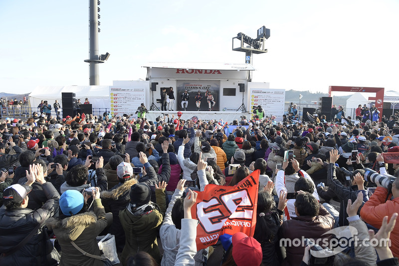 День подяки Honda Racing, ток-шоу із Фернандо Алонсо, Дані Педросою та Марком Маркесом