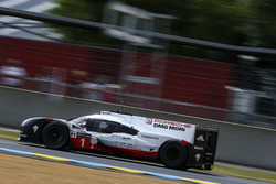 #1 Porsche Team Porsche 919 Hybrid: Neel Jani, Andre Lotterer, Nick Tandy