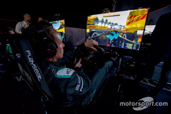 Adam Carroll, Jaguar Racing