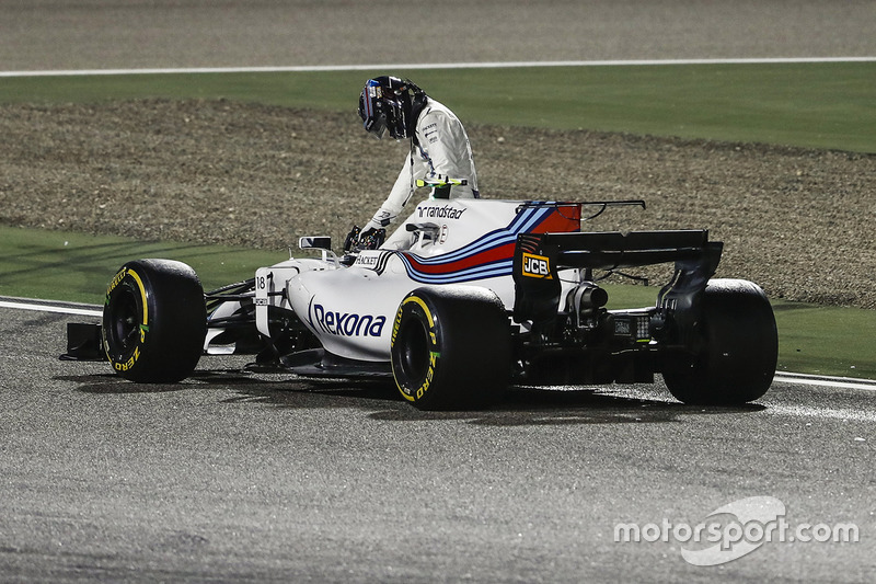 Stroll, por sua vez, teve uma primeira metade de campeonato recheada de altos e baixos. Seu começo foi bastante apagado, com atuações ruins e acidentes.