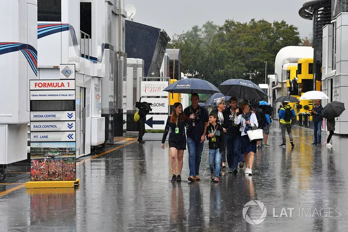Un mojado Paddock