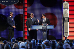 Jeff Gordon, introduces Ray Evernham