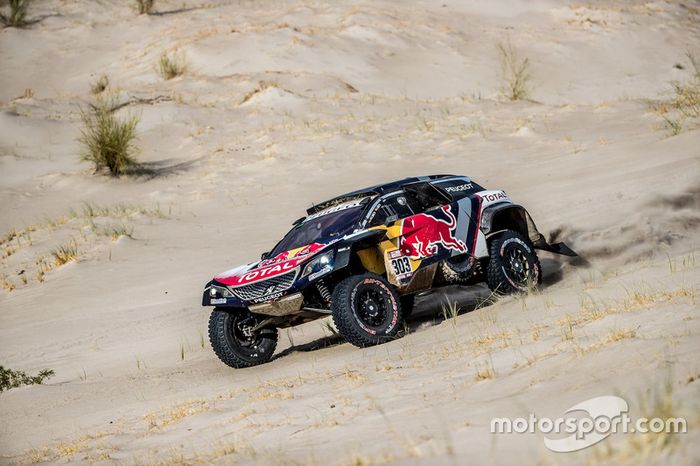 #303 Peugeot Sport Peugeot 3008 DKR: Carlos Sainz, Lucas Cruz