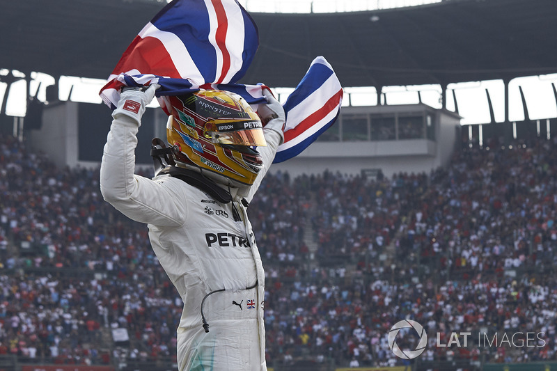 Le Champion du monde 2017 Lewis Hamilton, Mercedes AMG F1