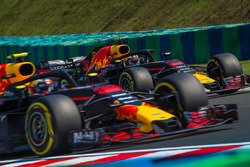 Daniel Ricciardo, Red Bull Racing RB14 et Max Verstappen, Red Bull Racing RB14