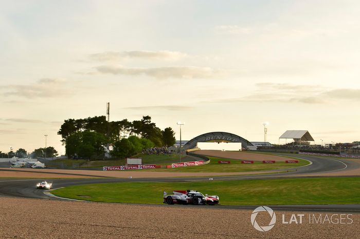 #8 Toyota Gazoo Racing Toyota TS050: Sébastien Buemi, Kazuki Nakajima, Fernando Alonso