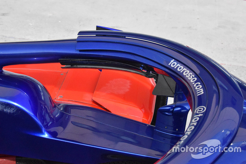 Scuderia Toro Rosso STR13 detalle del halo