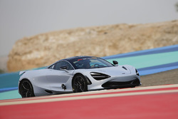 Pirelli Hot Laps avec Zak Brown, directeur exécutif, McLaren Technology Group