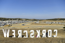 The corkscrew sign