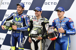 Поул-позиція Кел Кратчлоу, Team LCR Honda, друге місце Валентино Россі, Yamaha Factory Racing, третє