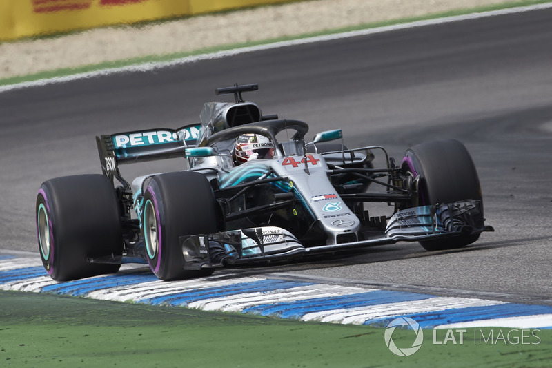 Lewis Hamilton - Mercedes: 10