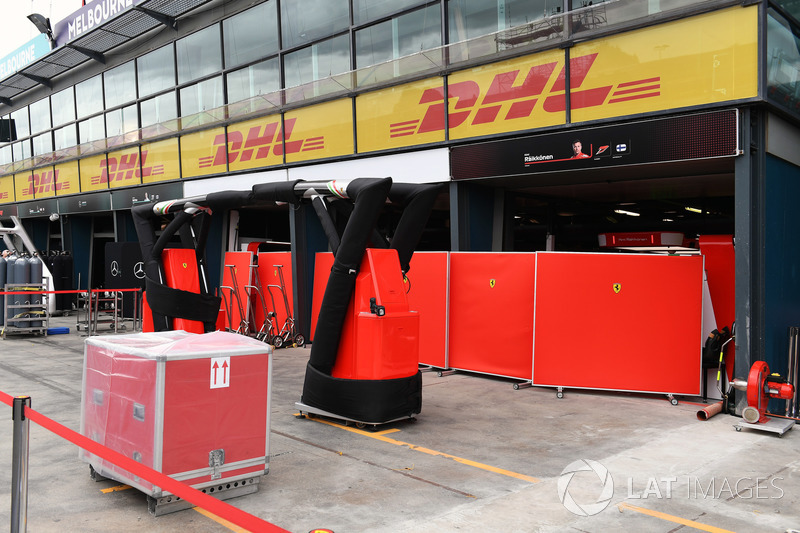 Ferrari garaj hazırlıkları