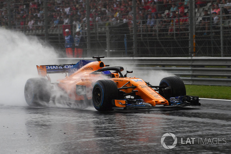 Even a ‘rocketship’ won’t drag McLaren into Q3 in wet qualifying, says Alonso