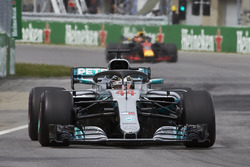 Lewis Hamilton, Mercedes AMG F1 W09, leads Daniel Ricciardo, Red Bull Racing RB14