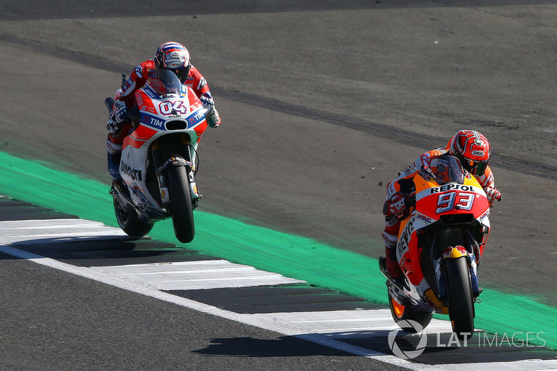 Marc Marquez, Repsol Honda Team, Dovizioso British MotoGP 2017