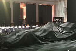 Renault Sport F1 Team RS17 under covers