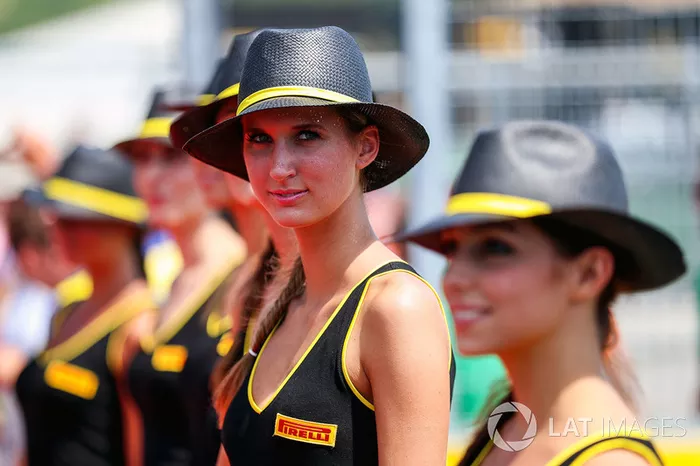 Grid girl