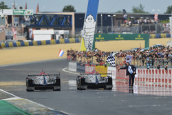 Финиш: №37 DC Racing Oreca 07 Gibson: Дэвид Чен, Алекс Брандл, Тристан Гомменди; №38 DC Racing Oreca